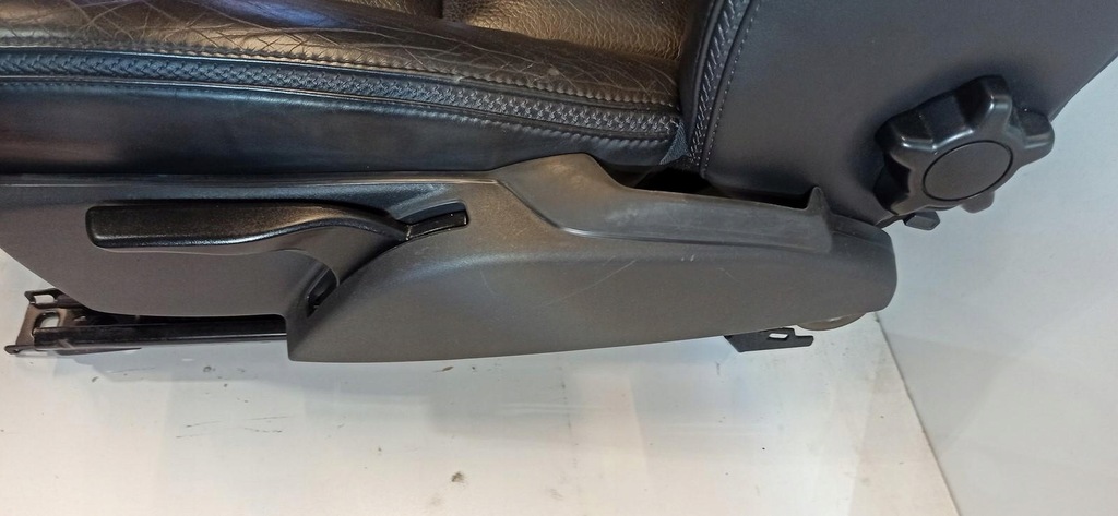 фото №8, Volvo v70 xc70 ii сиденья заднее сиденье 2010