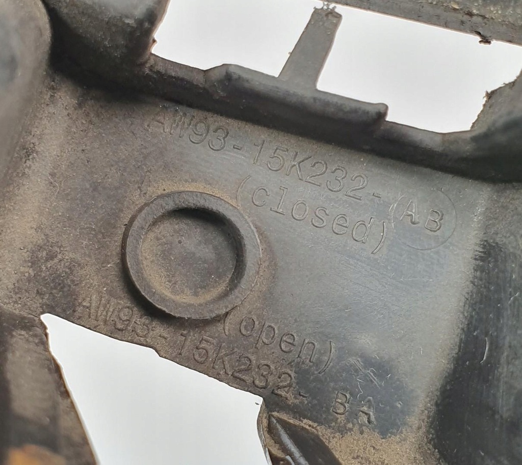 фото №7, Решётка бампера перед правый перед jaguar xj x351 aw93-15k232-ab