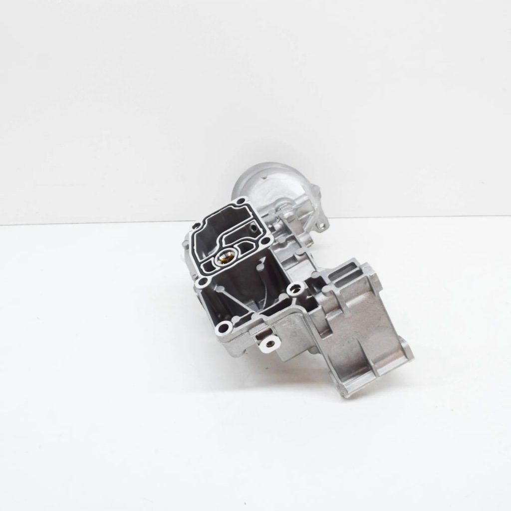 Корпус фильтра масла bmw 3 cabrio e46 11421713838 1713838 оригинальная в Украине