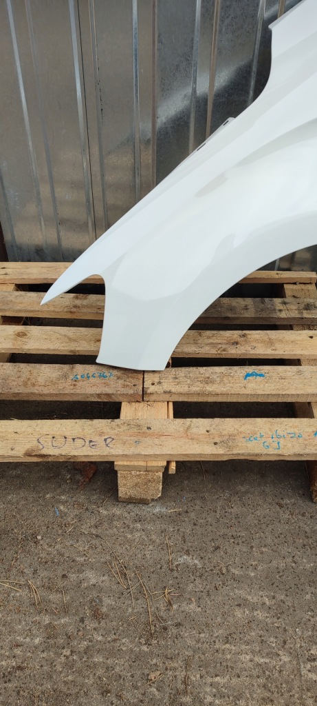 Крила лівий перед передній citroen c-elysee po 12r маса антикорозійна ewp Зі Шроту