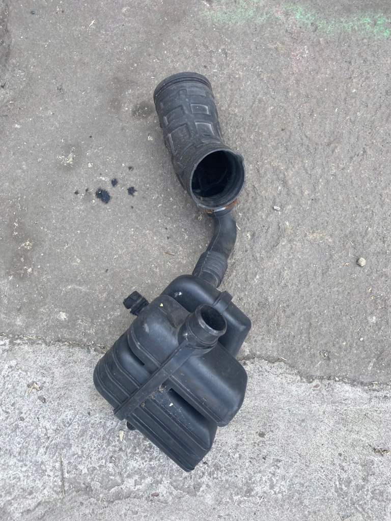 фото №1, Резонатор труба повітря - alfa romeo 159 1.9 jtdm