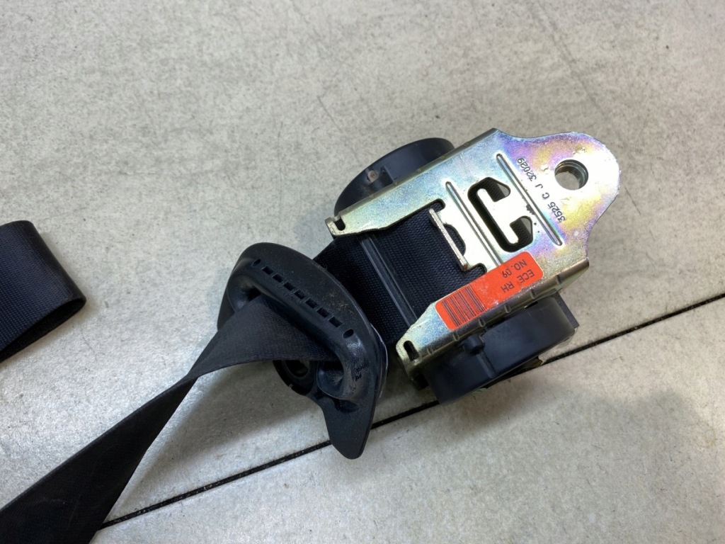 Ремень безопасности правая  перед mini cooper 1 r50 1505913 Доставка