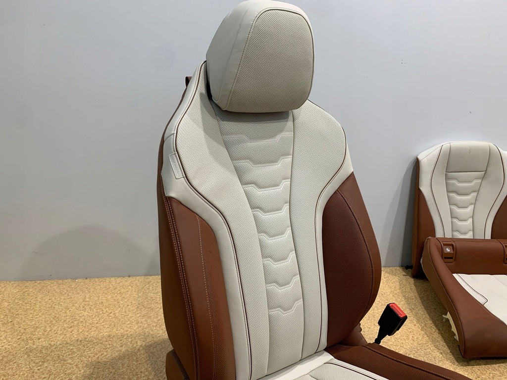 фото №6, Bmw 8 g15 сидіння заднє сидіння обшивки individual вентиляція jak nowe