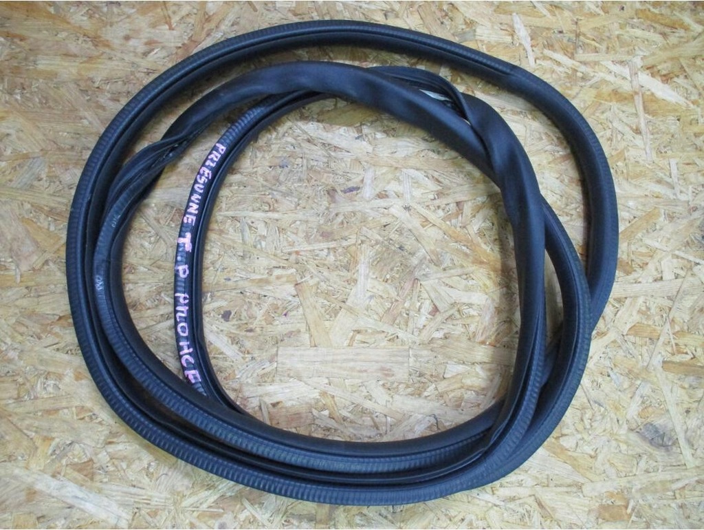 фото №1, Toyota proace ii verso прокладка дверь боковых