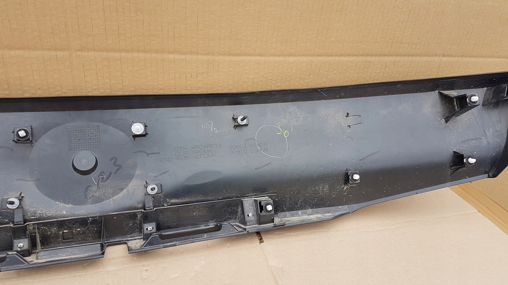 фото №10, Накладка крышки багажника nissan leaf ii 17-