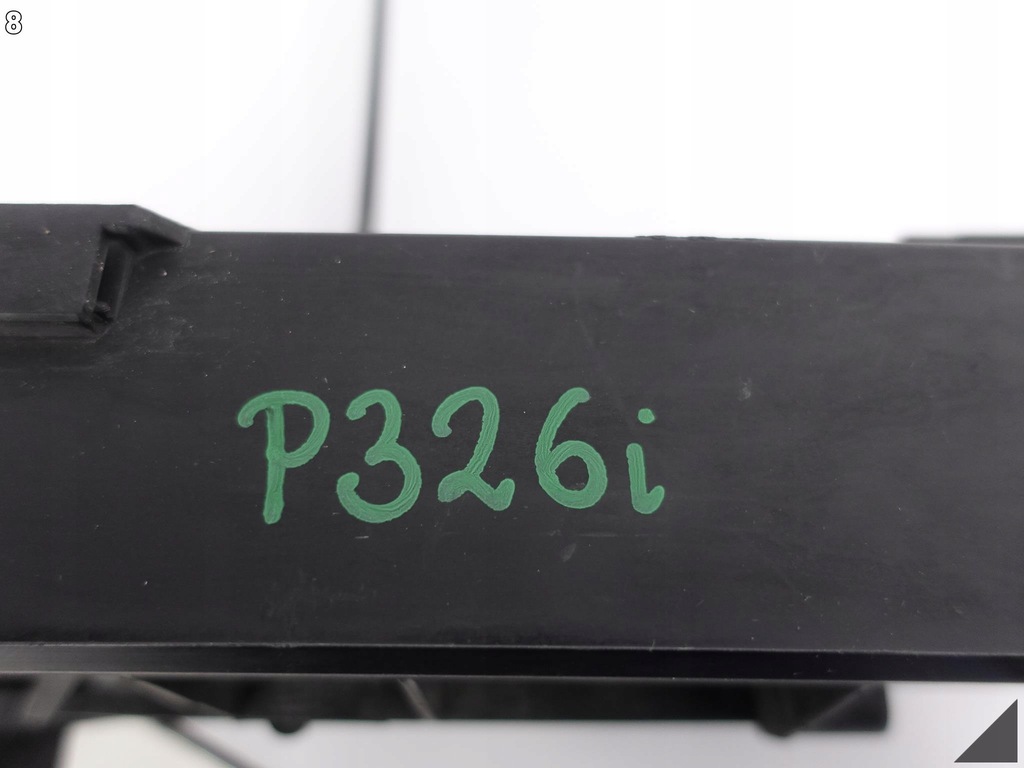 фото №9, Bmw 7 f01 f02 08-15 корпус рамка радіатора