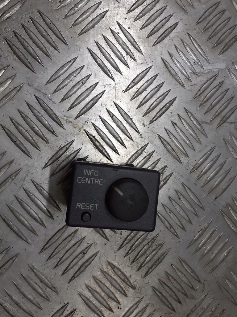 фото №1, Переключатель компьютер volvo v40 889988