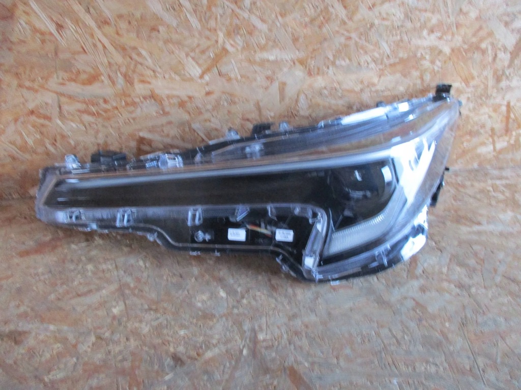 фото №1, Лампа левая toyota corolla e21 full led e21