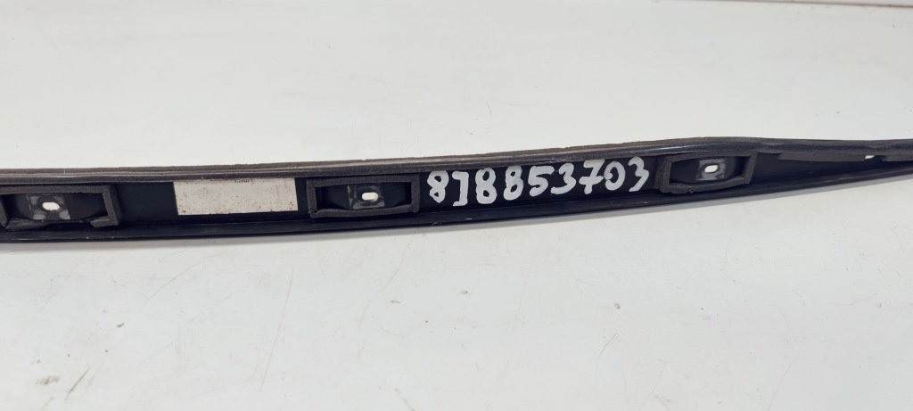 Молдинг mat ліва кузовна audi tt 8j8853703 Недорого