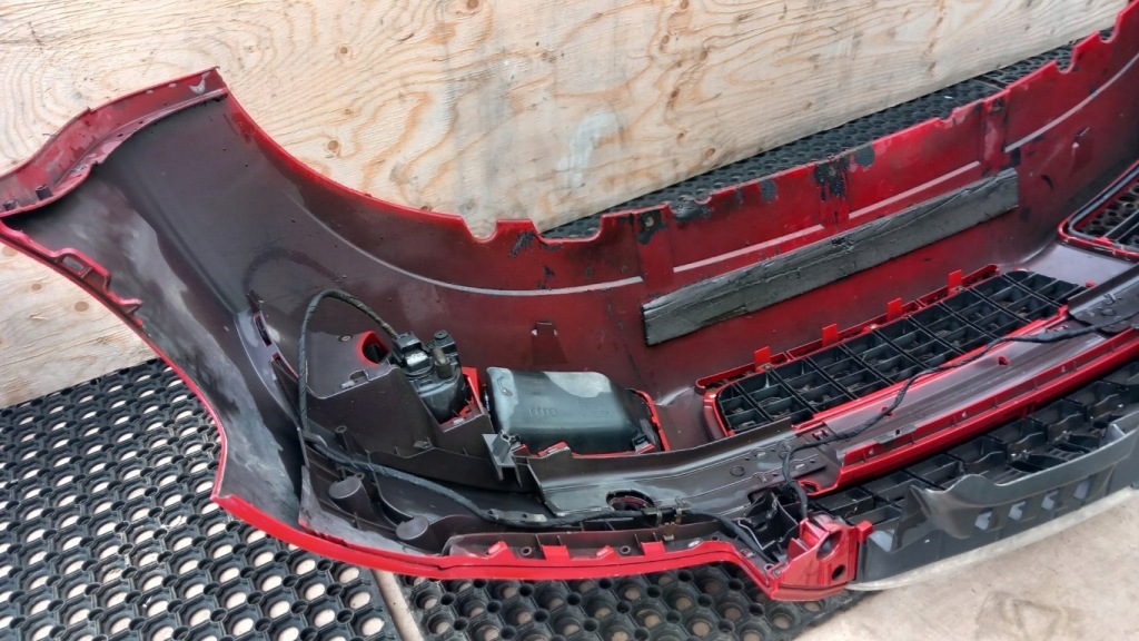 фото №10, Audi a4 b7 s-line бампер перед противотуманная фара ly3j