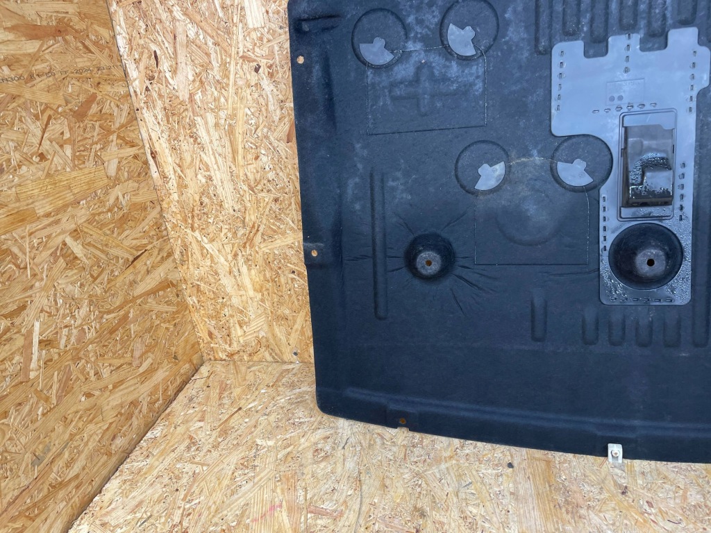 Купити Плита накладка підлога під  двигун bmw x1 f48 x2 f39 f45 f46 10487300 90104791