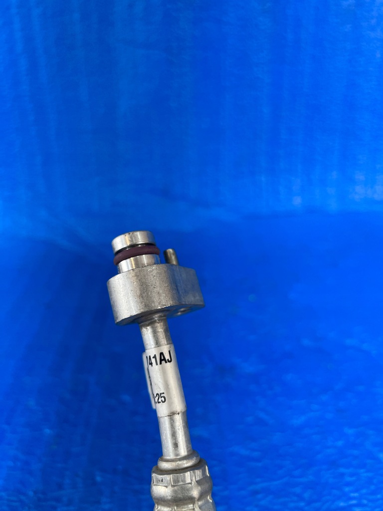 фото №13, Шланг кондиціонера 8w0816741aj audi a4 b9 8w0