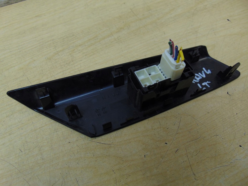 фото №6, Вимикач скло лівий задня toyota rav4 iv 74272-42030 карбон