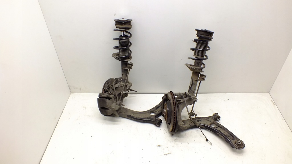 фото №1, Vw passat b8 амортизатор поворотний кулак важіль