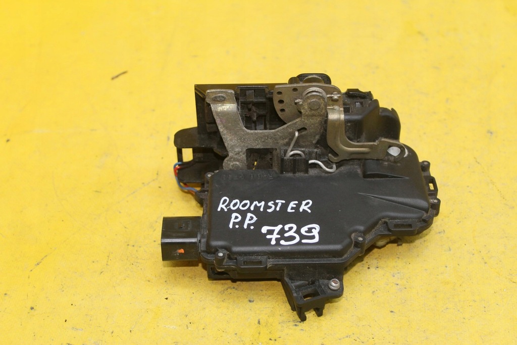 фото №4, Замок правий перед skoda roomster