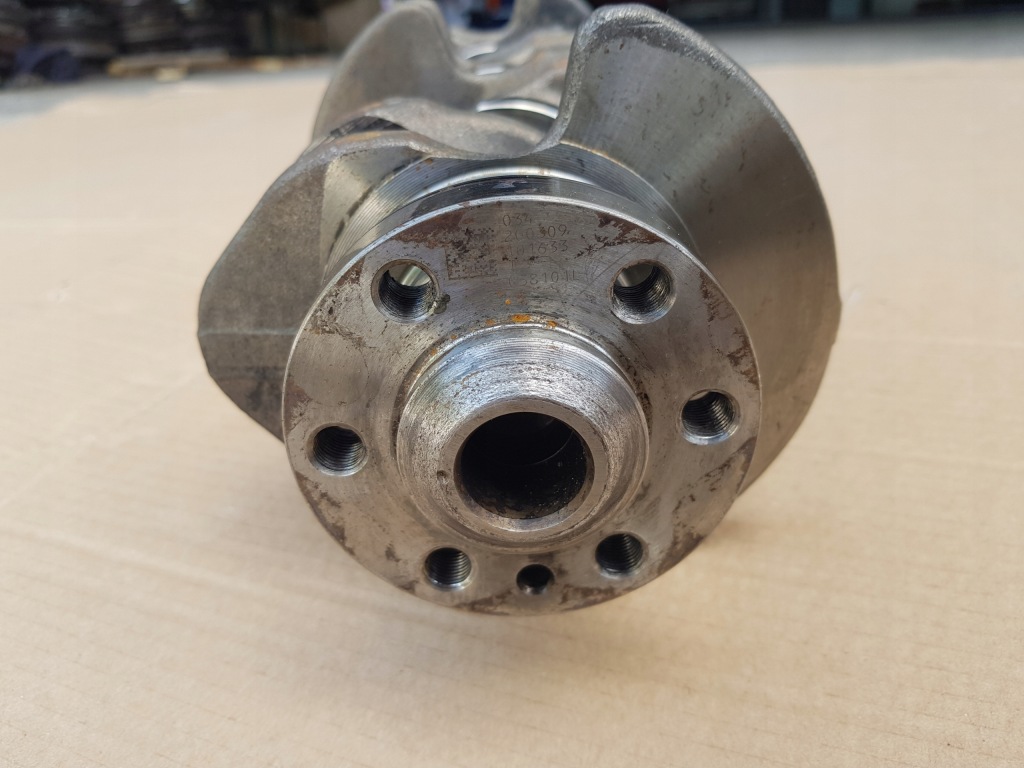 Wał коленчатый / vw audi seat skoda / 1.9 tdi 105km bls / 038l 038101l / хороший Оригинал