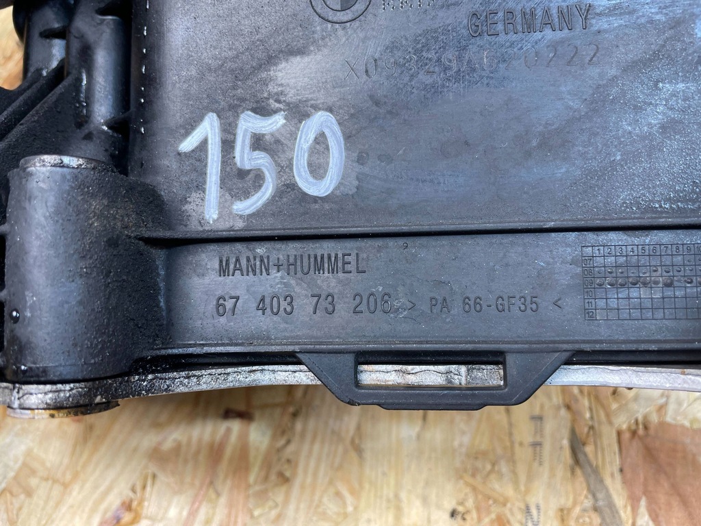 фото №11, Корпус основание фильтра масла радиатор bmw 7 f01 f02 3.0d 7808437