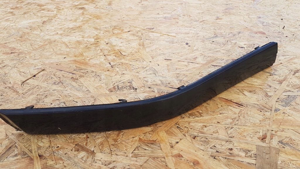 фото №1, Молдинг бампера права перед bmw e36