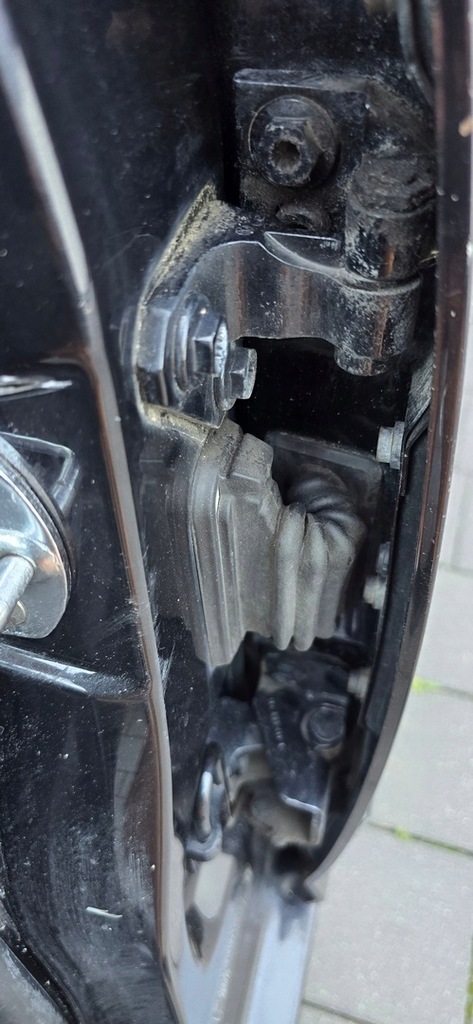 фото №11, Електропроводка двері перед задня джгут двері vw golf 5 plus 2003-2009