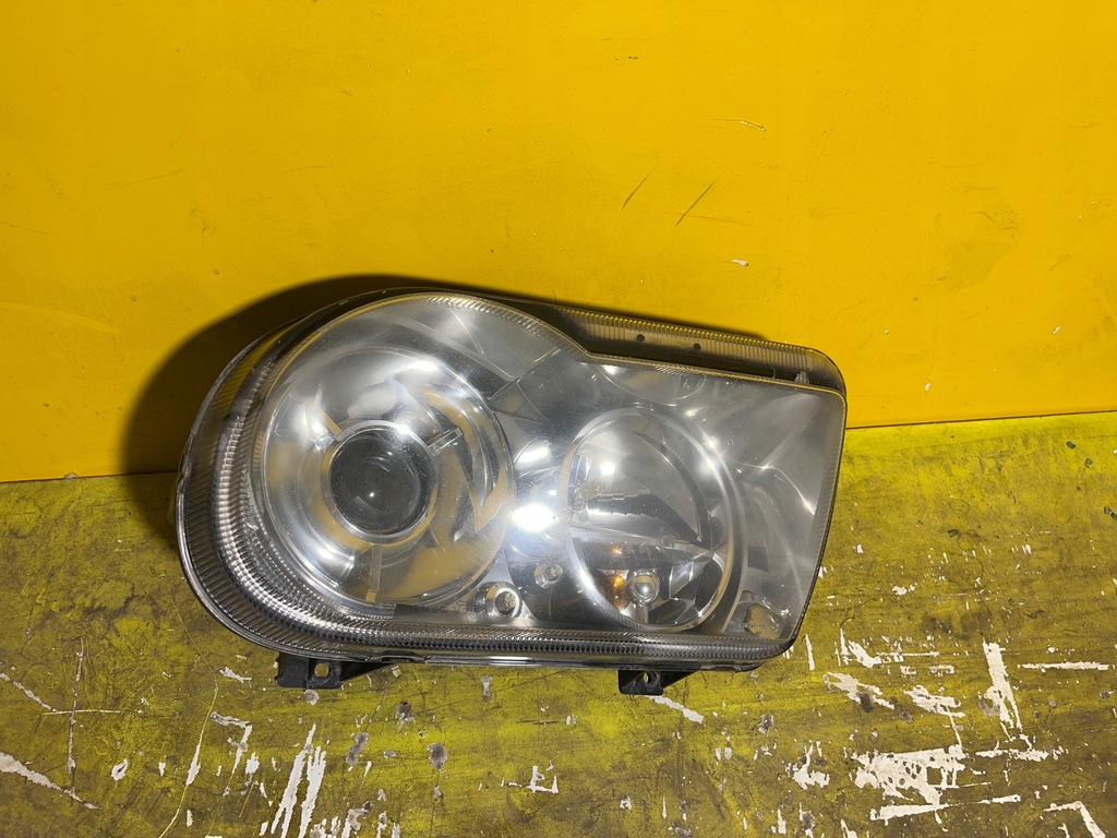 фото №1, Chrysler 300c лампа лівий перед
