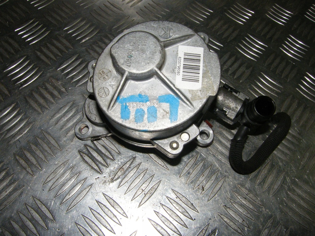 фото №1, Вакуум насос trafic renault espace iv laguna iii 2,0dci 8200796080