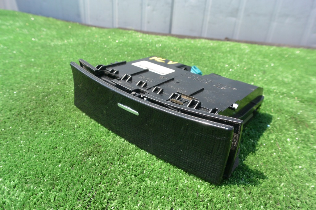 фото №1, Бардачок пепельница mercedes gl x164 ml w164