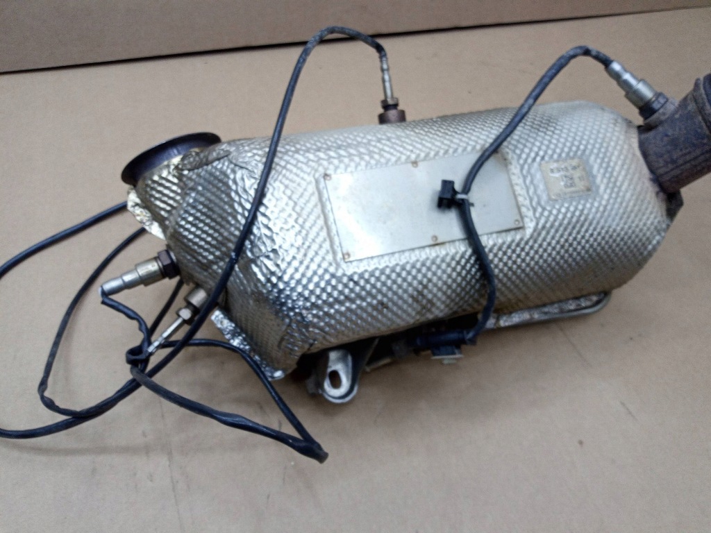 Bmw x1 f48 f49 2016 8513951 каталізатор dpf 2.0d b47 в Україні