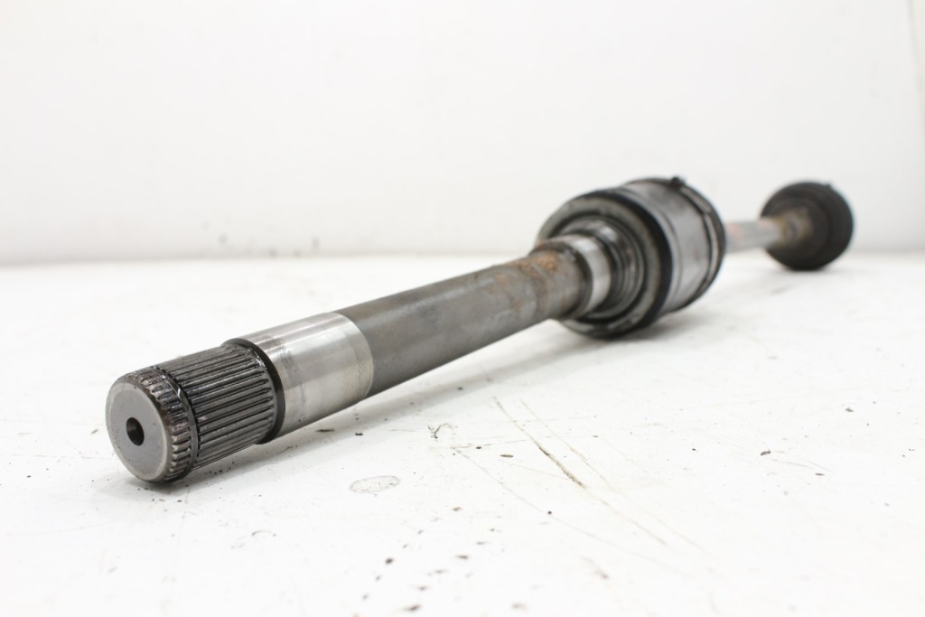 Приводной вал правый  a2513301401 mercedes r-klasa 3.0 cdi Недорого