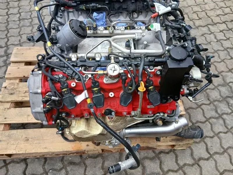 фото №8, 9300km 2020 ferrari gtc4 lusso t 3.9 v8 f151m f154bd двигатель 754014000 set-