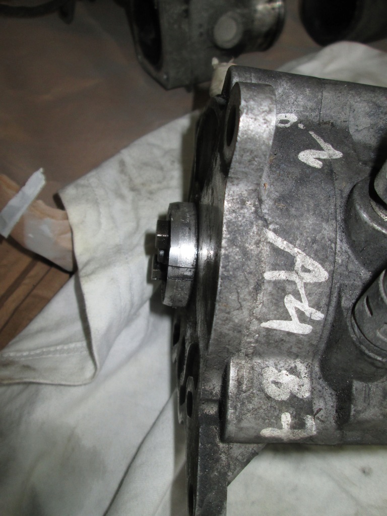 фото №3, Насос вакуум 2tdi audi a4 b7