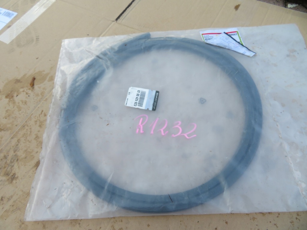 фото №1, Kangoo ii прокладка скло лобове 8200425923