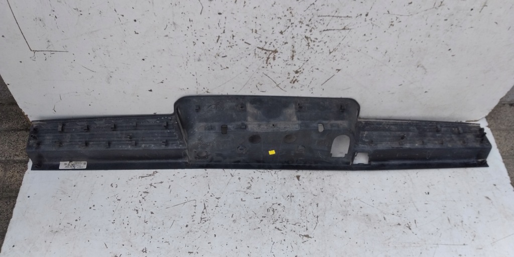 фото №8, Dodge ram 1500 19- накладка бампера задняя 68299104