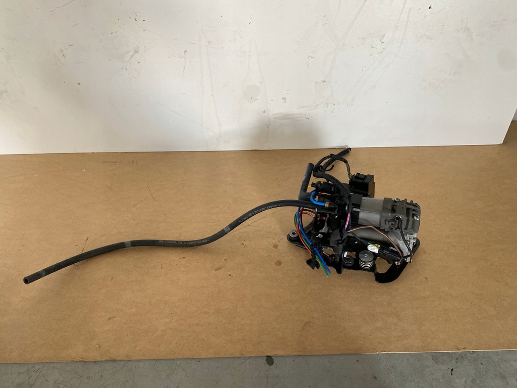 фото №1, Компрессор подвеска распределитель airmatic bmw 7 g11 g12