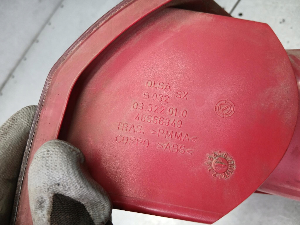 фото №6, Лампа ліва задня alfa romeo 147 1.9jtd 03r 46556349