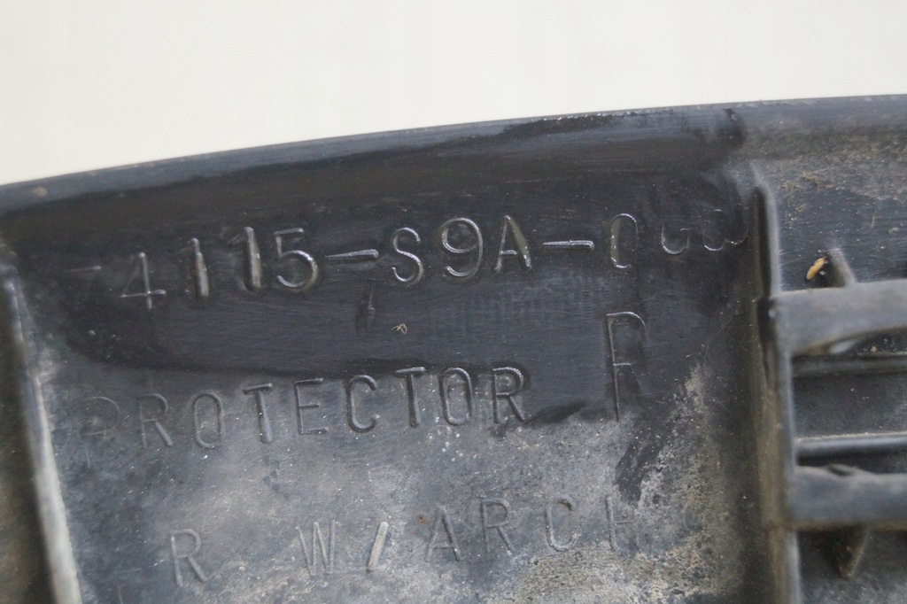 фото №13, Молдинг крыла правый перед honda crv ii 74115-s9a