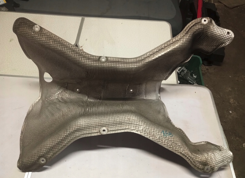 Купить Mercedes 166 защита тепловая изоляция a1644710087