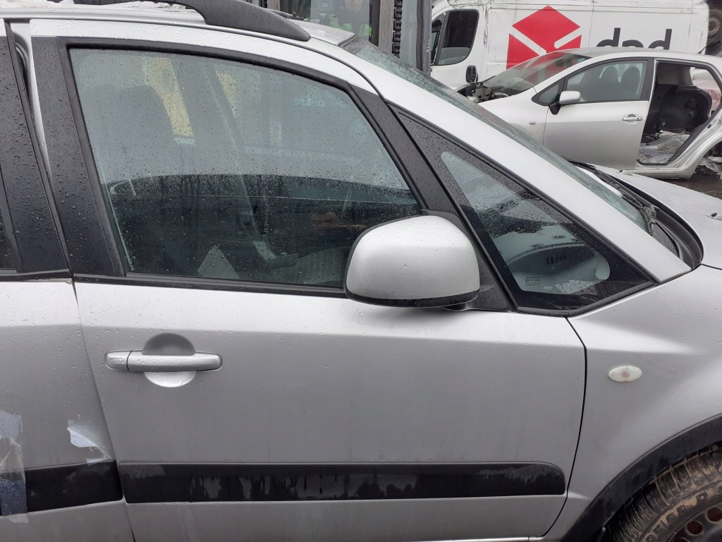 фото №1, Двері праве правий перед передні suzuki sx4 sedici zcc з молдинг