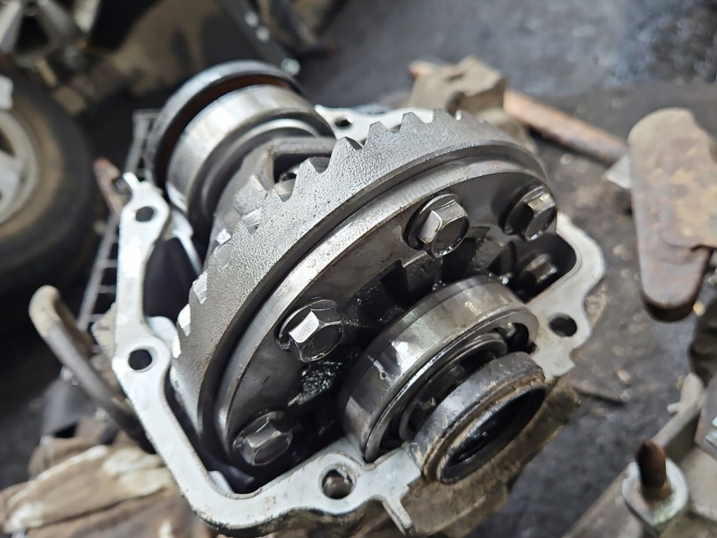 Купити Міст задній диференціал задній honda cr-v 2 b475013013 2,0 16v