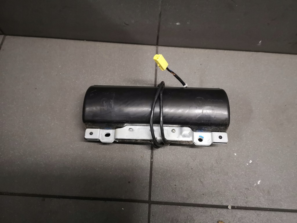 фото №1, Подушка подушка безпеки сидіння задня audi a6 c5 4b9880441a