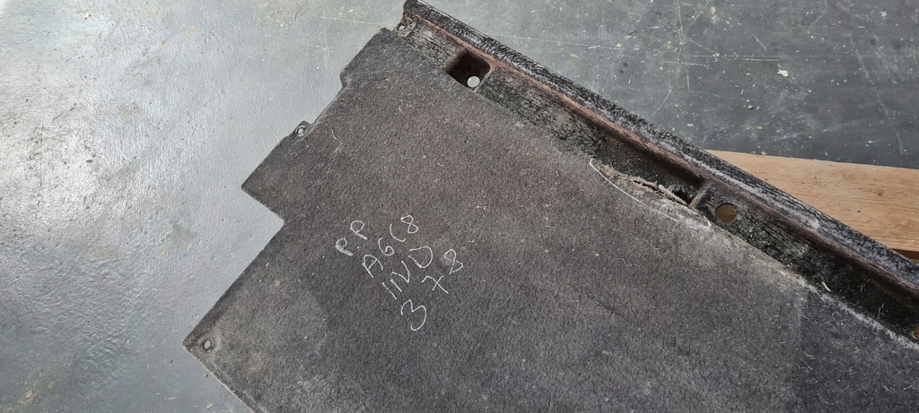 фото №7, A6 c8 4k защита плита подвеска przeciwbłotowa правая 4k0825208m a7 4k