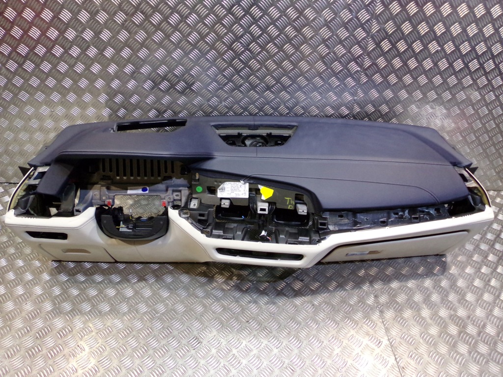 фото №8, Bmw x5 g05 x6 g06 g07 приборная панель приборная панель  кожа nachtblau elfenbein