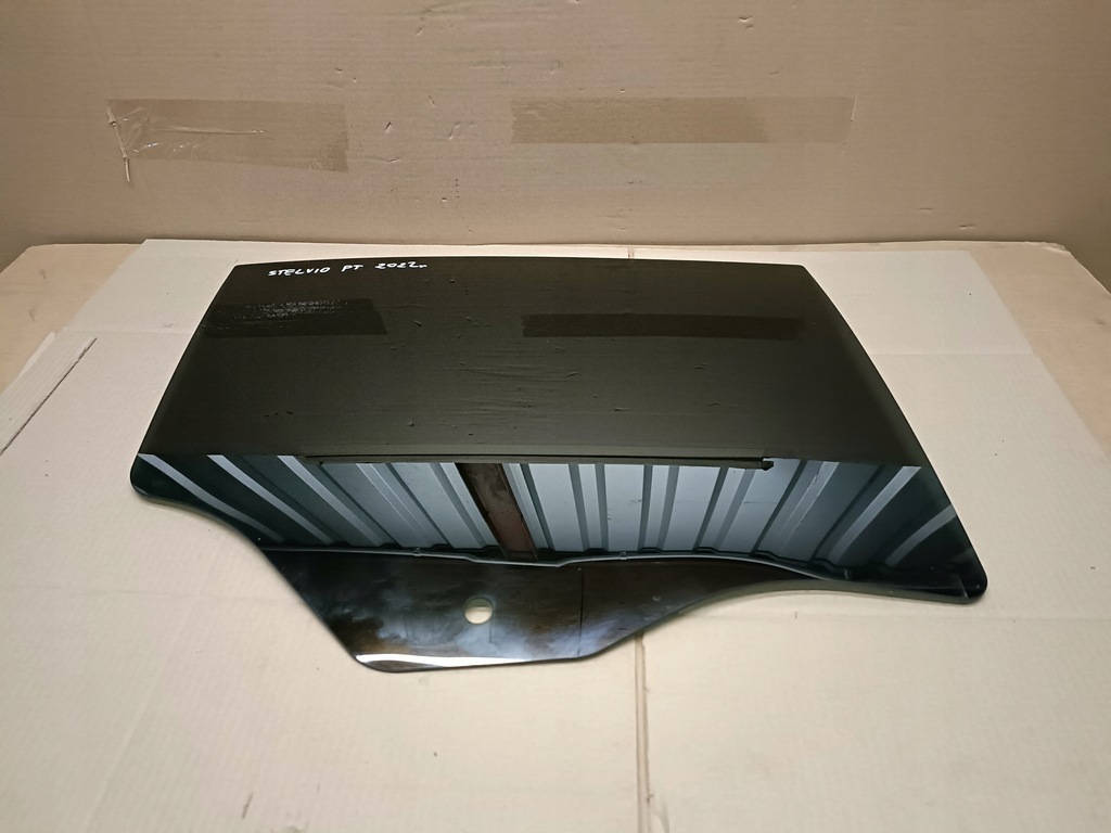 фото №1, Alfa romeo stelvio скло двері задня права 2022r