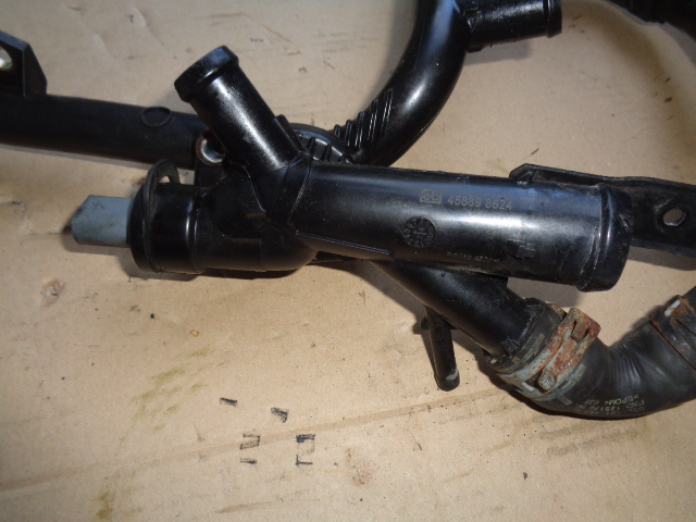 Корпус термостата sharan 7n passat b7 golf vi octavia 2 leon 2 2.0tdi Ціна