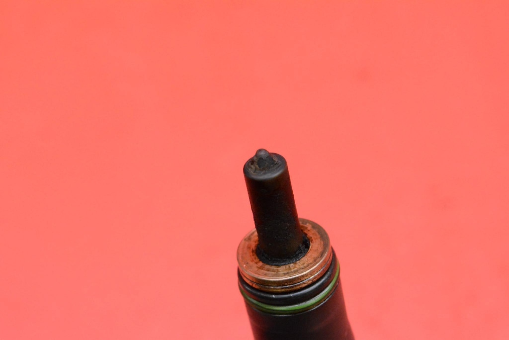 Інжектор насос-форсунка 038130073bn seat ibiza 4 iv 1.9 tdi 105 km 08-12 Недорого