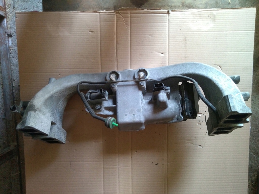 фото №1, Дроссельная заслонка subaru impreza gh 2.0d