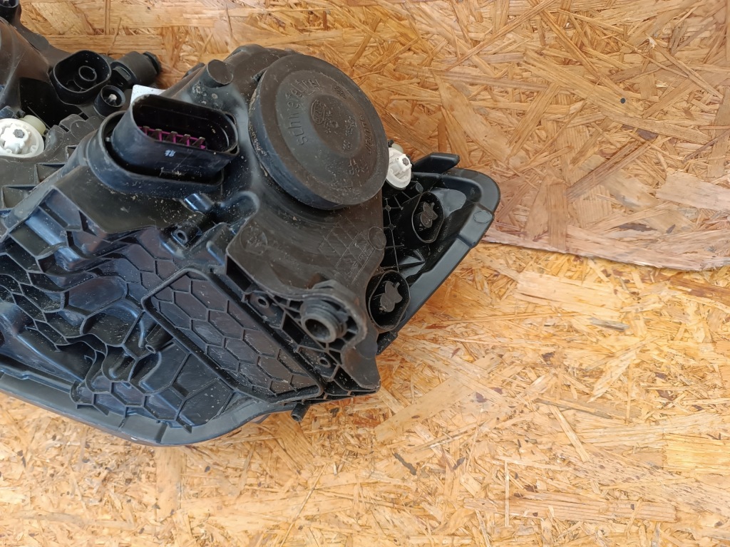 Фара правый перед европа  6v1941016b skoda fabia 3 3 линза led с Разборки