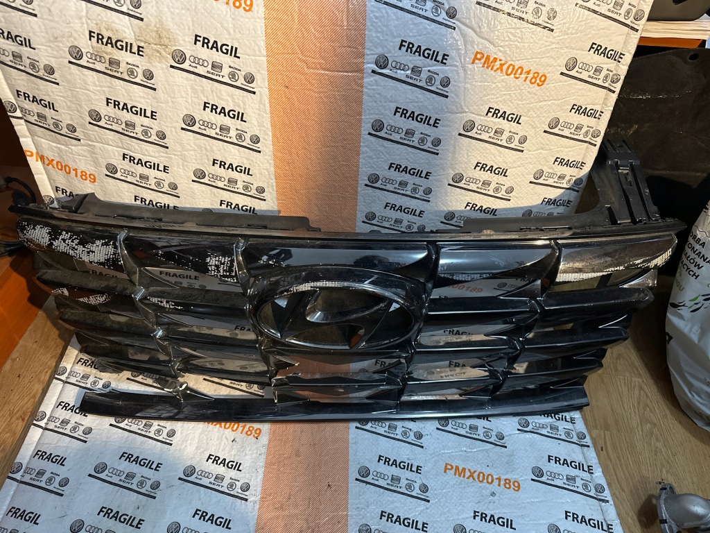 фото №1, Hyundai tucson iv 2021 решётка радиатора эмблема logo решётка