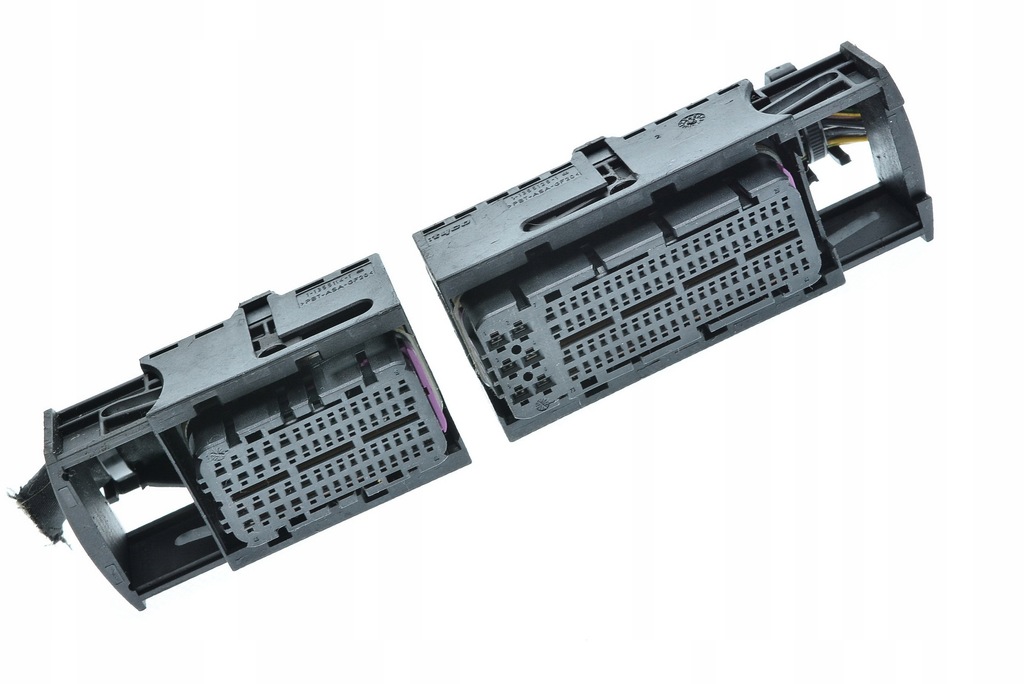 фото №1, Роз'єми комп'ютер passat b6 03g906018