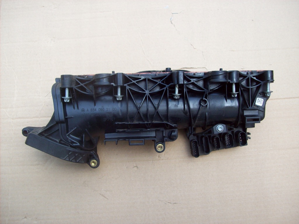 фото №1, Mercedes w213 колектор всмоктуючий a6540902100 m654