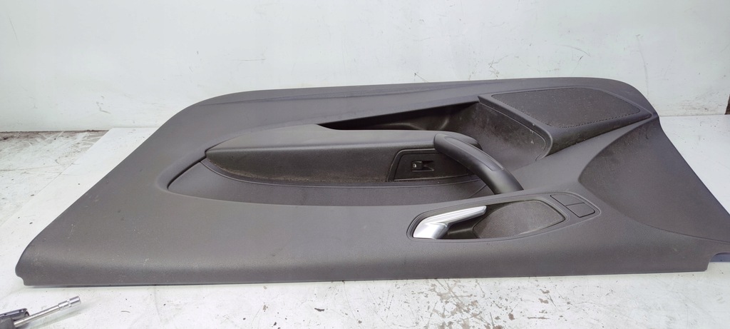 фото №6, Обшивка двері правий перед audi a1 3двері 8x1867106a